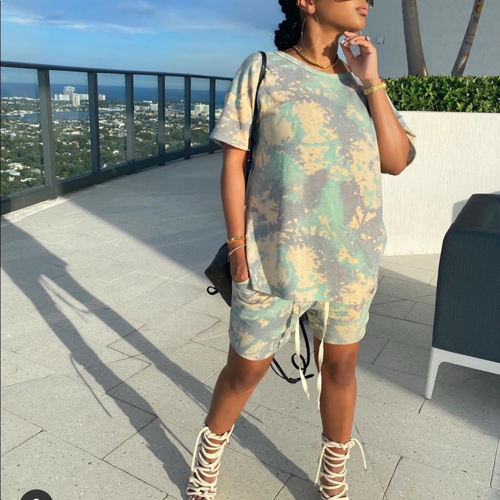 Minaa Monroe NWT Fancy Fatigue Set